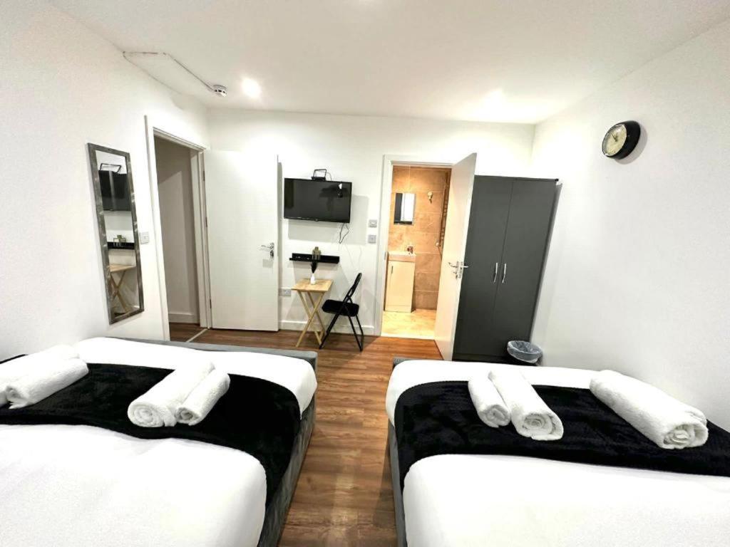 Hounslow Suites - Tw3 Luaran gambar