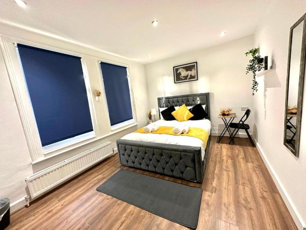 Hounslow Suites - Tw3 Luaran gambar