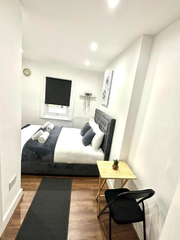 Hounslow Suites - Tw3 Luaran gambar